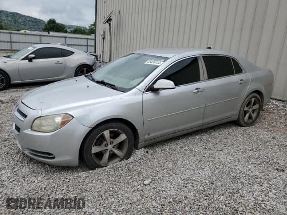 ✅ 2012 Chevrolet Malibu 1LT • VIN: 1G1ZC5E00CF207227 • Лот: 70952454. Опубликован ранее на Copart с пробегом 254 442 миль. Бесплатный доступ к архиву аукционных продаж из США и подробный отчёт об истории автомобиля на DreamBid. Изображение 1.