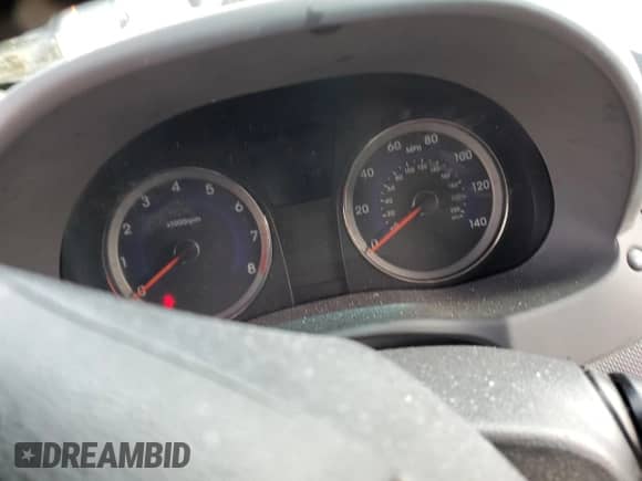 2017 Hyundai Accent SE с VIN KMHCT4AE2HU352258, выставлен на аукционе Copart как лот 36127373 с пробегом Не указан миль и . История ставок и продаж доступна на DreamBid. Изображение 9.