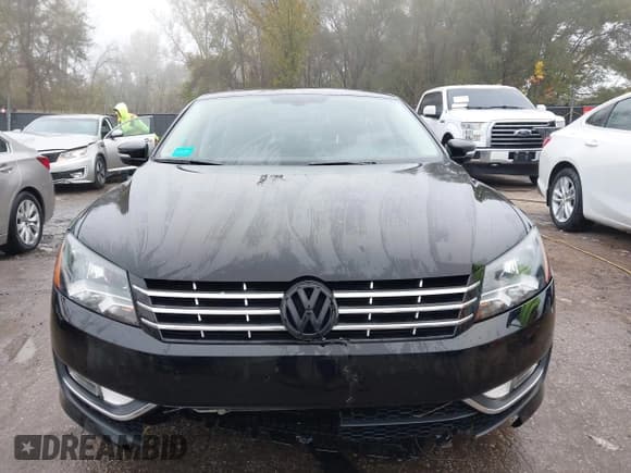 ✅ 2015 Volkswagen Passat SEL Premium • VIN: 1VWCV7A35FC022497 • Lot: 43546687. Listed on IAAI with 159,151 mi. Free auction sales archive from the USA and detailed vehicle history report at DreamBid. Image 13.