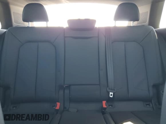 ✅ 2022 Audi Q3 S line Premium • VIN: WA1DECF38N1022149 • Lot: 81233035. Listed on Copart with 10,138 mi. Free auction sales archive from the USA and detailed vehicle history report at DreamBid. Image 10.