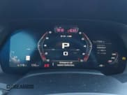 ✅ 2023 BMW X6 M • VIN: 5YMCY0C05P9N63740 • Lot: 73704213. Wystawiony na Copart z przebiegiem 17 910 mil. Bezpłatny archiwum sprzedaży aukcyjnych z USA i szczegółowy raport historii pojazdu na DreamBid. Zdjęcie 9.