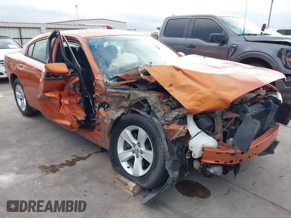 2011 Dodge Charger SE с VIN 2B3CL3CG9BH581934, выставлен на аукционе IAAI как лот 43278575 с пробегом 140 161 миль миль и . История ставок и продаж доступна на DreamBid. Изображение 1.