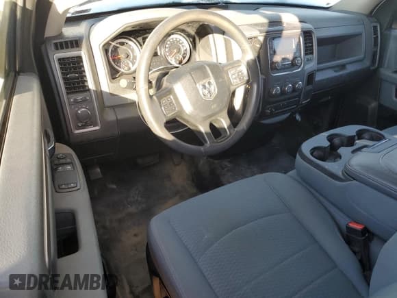 ✅ 2019 Ram 1500 Tradesman • VIN: 3C6JR7DT8KG522887 • Lot: 83071324. Wystawiony na Copart z przebiegiem 115 479 mil. Bezpłatny archiwum sprzedaży aukcyjnych z USA i szczegółowy raport historii pojazdu na DreamBid. Zdjęcie 8.