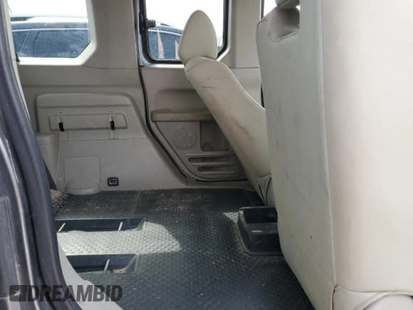 ✅ 2010 Honda Element LX • VIN: 5J6YH2H34AL001829 • Lot: 50547395. Wystawiony na Copart z przebiegiem 138 315 mil. Bezpłatny archiwum sprzedaży aukcyjnych z USA i szczegółowy raport historii pojazdu na DreamBid. Zdjęcie 11.