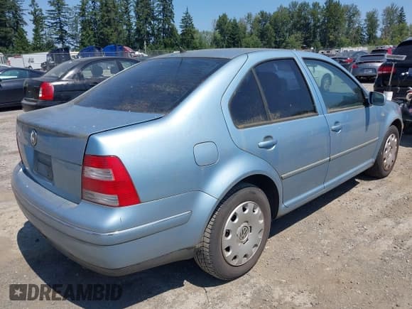 ✅ 2005 Volkswagen Jetta GL • VIN: 3VWRA69M15M023804 • Lot: 42803163. Listed on IAAI with 133,701 mi. Free auction sales archive from the USA and detailed vehicle history report at DreamBid. Image 4.