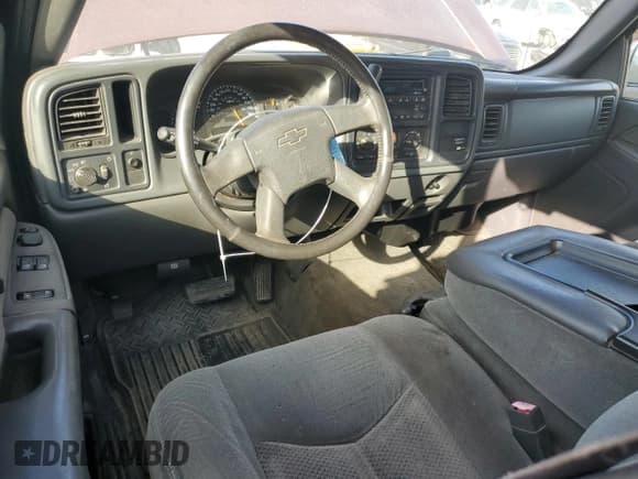 ✅ 2003 Chevrolet Silverado 1500 • VIN: 2GCEC19V631309773 • Лот: 78714584. Опубликован ранее на Copart с пробегом 192 864 миль. Бесплатный доступ к архиву аукционных продаж из США и подробный отчёт об истории автомобиля на DreamBid. Изображение 8.