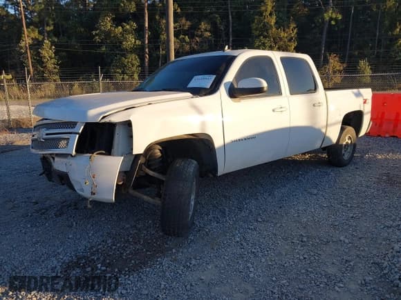 ✅ 2013 Chevrolet Silverado 1500 LTZ • VIN: 3GCPKTE74DG289806 • Lot: 43625937. Wystawiony na IAAI z przebiegiem 171 068 mil. Bezpłatny archiwum sprzedaży aukcyjnych z USA i szczegółowy raport historii pojazdu na DreamBid. Zdjęcie 2.