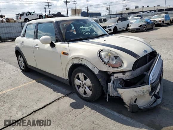 ✅ 2015 MINI Hardtop 4 Door • VIN: WMWXS5C53FT829954 • Lot: 84423345. Listed on Copart with 78,429 mi. Free auction sales archive from the USA and detailed vehicle history report at DreamBid. Image 4.