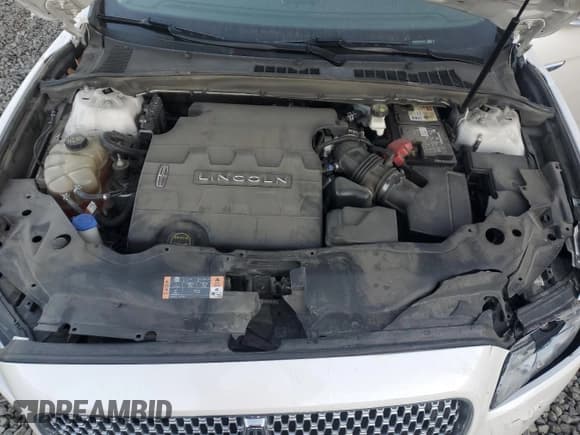 ✅ 2019 Lincoln Continental Select • VIN: 1LN6L9TK2K5611622 • Lot: 42058005. Listed on Copart with 98,973 mi. Free auction sales archive from the USA and detailed vehicle history report at DreamBid. Image 11.