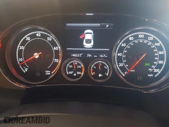 ✅ 2015 Bentley Continental GT • VIN: SCBFS8ZA9FC048427 • Lot: 43642438. Listed on IAAI with 14,022 mi. Free auction sales archive from the USA and detailed vehicle history report at DreamBid. Image 7.