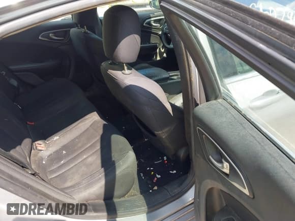 ✅ 2015 Chrysler 200 Limited • VIN: 1C3CCCAB1FN593471 • Lot: 42560795. Listed on IAAI with 231,005 mi. Free auction sales archive from the USA and detailed vehicle history report at DreamBid. Image 8.