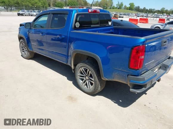 ✅ 2022 Chevrolet Colorado 2WD LT • VIN: 1GCGSCENXN1123398 • Lot: 42016493. Listed on IAAI with 58,326 mi. Free auction sales archive from the USA and detailed vehicle history report at DreamBid. Image 3.