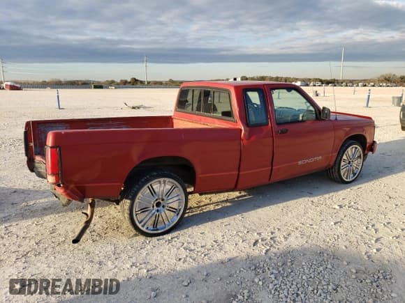✅ 1991 GMC Sonoma • VIN: 1GTCS19R2M8549351 • Lot: 88963525. Listed on Copart with 292,508 mi. Free auction sales archive from the USA and detailed vehicle history report at DreamBid. Image 3.
