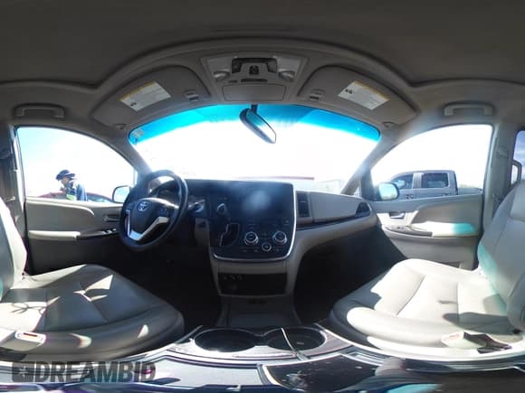 ✅ 2015 Toyota Sienna Limited • VIN: 5TDDK3DC3FS101458 • Лот: 42382380. Опубликован ранее на IAAI с пробегом 130 847 миль. Бесплатный доступ к архиву аукционных продаж из США и подробный отчёт об истории автомобиля на DreamBid. Изображение 18.