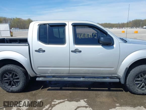 ✅ 2018 Nissan Frontier SL • VIN: 1N6AD0EV4JN747521 • Lot: 42010805. Listed on IAAI with 108,615 mi. Free auction sales archive from the USA and detailed vehicle history report at DreamBid. Image 13.