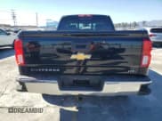 ✅ 2018 Chevrolet Silverado 1500 LTZ • VIN: 1GCVKSEC5JZ358772 • Lot: 69602395. Wystawiony na Copart z przebiegiem 122 971 mil. Bezpłatny archiwum sprzedaży aukcyjnych z USA i szczegółowy raport historii pojazdu na DreamBid. Zdjęcie 6.