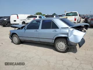 ✅ 1986 Mercedes-Benz 190 E • VIN: WDBDA24D4GF155793 • Lot: 68599054. Wystawiony na Copart z przebiegiem 193 233 mil. Bezpłatny archiwum sprzedaży aukcyjnych z USA i szczegółowy raport historii pojazdu na DreamBid. Zdjęcie 2.