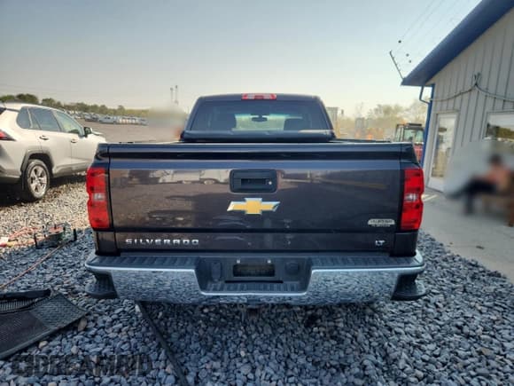 ✅ 2016 Chevrolet Silverado 1500 LT • VIN: 1GCVKREC9GZ255243 • Lot: 86586705. Listed on Copart with 227,054 mi. Free auction sales archive from the USA and detailed vehicle history report at DreamBid. Image 6.