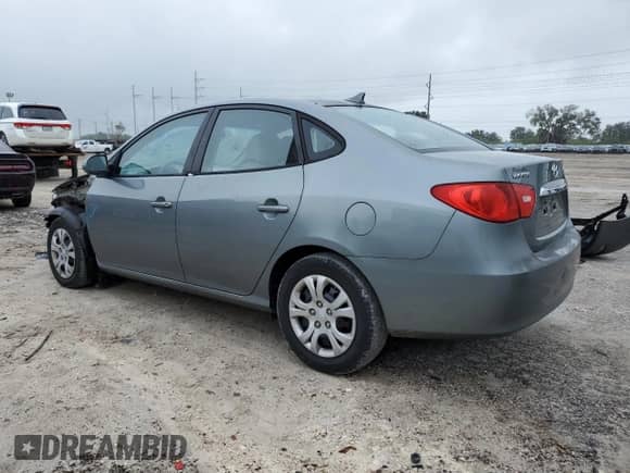 2010 Hyundai Elantra GLS z VIN KMHDU4AD9AU904711, wystawiony jako Copart lot #74401324 z przebiegiem 206 756 mil mil oraz Nie do naprawy • Non repairable. Historia ofert i sprzedaży dostępna na DreamBid. Obrazek 2.
