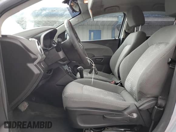 2017 Chevrolet Sonic LS с VIN 1G1JB5SH7H4144625, выставлен на аукционе Copart как лот 73180944 с пробегом 64 174 миль миль и На запчасти • Non repairable. История ставок и продаж доступна на DreamBid. Изображение 7.