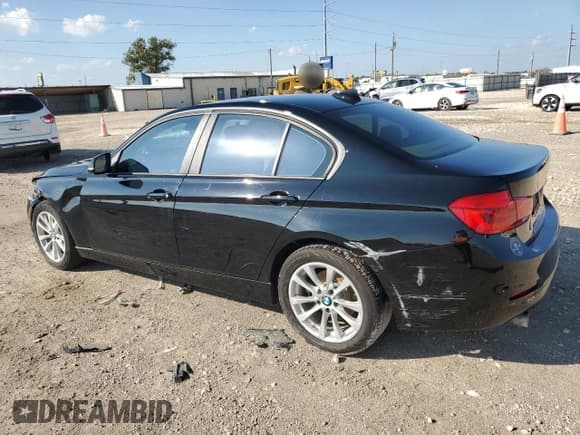 ✅ 2016 BMW 3 Series 320i • VIN: WBA8E1G57GNT33589 • Лот: 90409445. Опубликован ранее на Copart с пробегом 73 909 миль. Бесплатный доступ к архиву аукционных продаж из США и подробный отчёт об истории автомобиля на DreamBid. Изображение 2.
