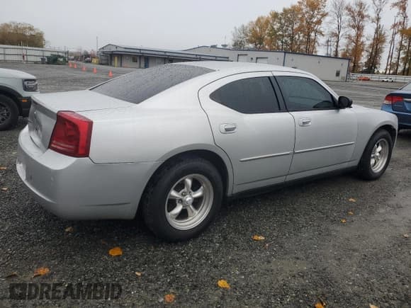 ✅ 2007 Dodge Charger • VIN: 2B3KA43R07H768995 • Лот: 90858515. Опубликован ранее на Copart с пробегом 140 737 миль. Бесплатный доступ к архиву аукционных продаж из США и подробный отчёт об истории автомобиля на DreamBid. Изображение 3.