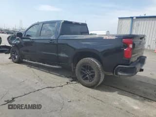 ✅ 2021 Chevrolet Silverado 1500 LT Trail Boss • VIN: 1GCPYFEL9MZ433282 • Lot: 68097914. Wystawiony na Copart z przebiegiem 36 600 mil. Bezpłatny archiwum sprzedaży aukcyjnych z USA i szczegółowy raport historii pojazdu na DreamBid. Zdjęcie 2.