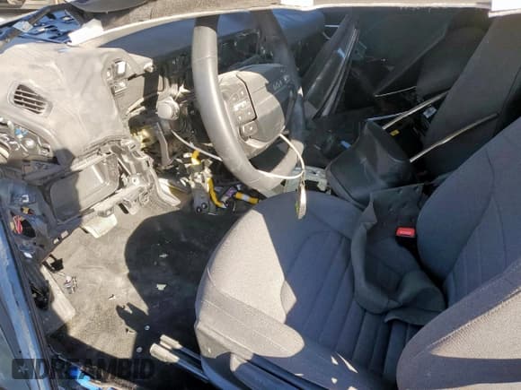 ✅ 2025 Kia K4 EX • VIN: 3KPFU4DE7SE016394 • Lot: 90091015. Wystawiony na Copart z przebiegiem Nie podano. Bezpłatny archiwum sprzedaży aukcyjnych z USA i szczegółowy raport historii pojazdu na DreamBid. Zdjęcie 8.