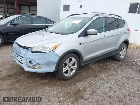 ✅ 2014 Ford Escape SE • VIN: 1FMCU9GXXEUA13343 • Лот: 43739305. Опубликован ранее на IAAI с пробегом 182 796 миль. Бесплатный доступ к архиву аукционных продаж из США и подробный отчёт об истории автомобиля на DreamBid. Изображение 2.