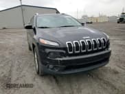 ✅ 2016 Jeep Cherokee Latitude • VIN: 1C4PJMCB9GW332896 • Лот: 93780435. Опубликован ранее на Copart с пробегом 81 186 миль. Бесплатный доступ к архиву аукционных продаж из США и подробный отчёт об истории автомобиля на DreamBid. Изображение 14.
