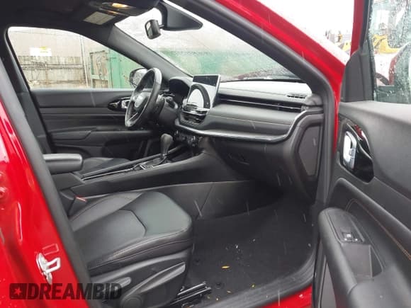 ✅ 2022 Jeep Compass Limited • VIN: 3C4NJDCB4NT177538 • Lot: 40929076. Wystawiony na IAAI z przebiegiem 16 608 mil. Bezpłatny archiwum sprzedaży aukcyjnych z USA i szczegółowy raport historii pojazdu na DreamBid. Zdjęcie 5.