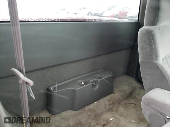 ✅ 2002 Chevrolet S-10 LS • VIN: 1GCCS19W728166072 • Lot: 81829454. Wystawiony na Copart z przebiegiem 116 890 mil. Bezpłatny archiwum sprzedaży aukcyjnych z USA i szczegółowy raport historii pojazdu na DreamBid. Zdjęcie 10.