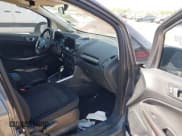 ✅ 2018 Ford EcoSport SE • VIN: MAJ3P1TE5JC243900 • Lot: 43482654. Wystawiony na IAAI z przebiegiem 104 282 mil. Bezpłatny archiwum sprzedaży aukcyjnych z USA i szczegółowy raport historii pojazdu na DreamBid. Zdjęcie 5.