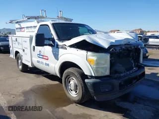 ✅ 2011 Ford F-250 XL • VIN: 1FDBF2A61BEC77909 • Lot: 43633747. Listed on IAAI with 242,631 mi. Free auction sales archive from the USA and detailed vehicle history report at DreamBid. Image 1.