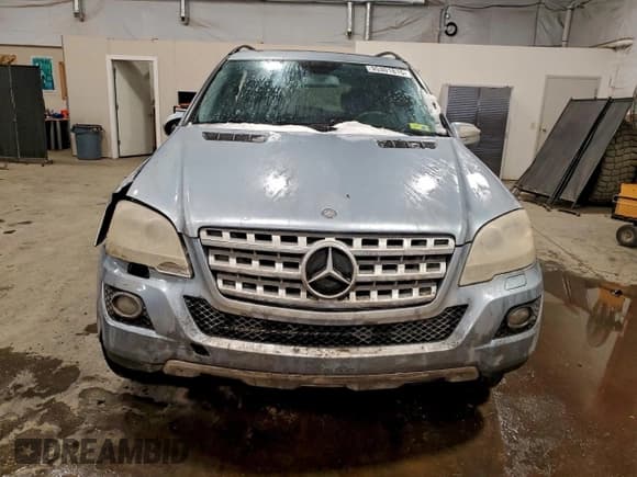 ✅ 2009 Mercedes-Benz M 350 • VIN: 4JGBB86E99A498254 • Lot: 95301815. Wystawiony na Copart z przebiegiem 208 071 mil. Bezpłatny archiwum sprzedaży aukcyjnych z USA i szczegółowy raport historii pojazdu na DreamBid. Zdjęcie 5.