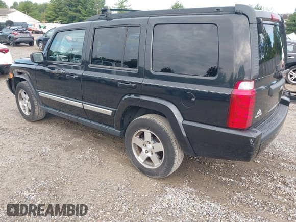 ✅ 2010 Jeep Commander Sport • VIN: 1J4RG4GK9AC158431 • Лот: 43107181. Опубликован ранее на IAAI с пробегом 170 819 миль. Бесплатный доступ к архиву аукционных продаж из США и подробный отчёт об истории автомобиля на DreamBid. Изображение 3.
