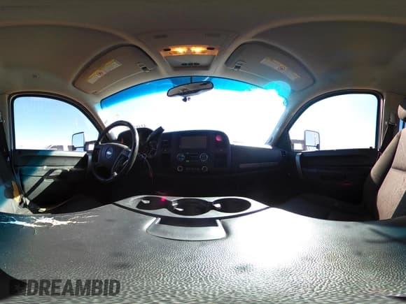 ✅ 2012 Chevrolet Silverado 2500HD LT • VIN: 1GC1CXCG5CF118379 • Lot: 43487379. Wystawiony na IAAI z przebiegiem 384 499 mil. Bezpłatny archiwum sprzedaży aukcyjnych z USA i szczegółowy raport historii pojazdu na DreamBid. Zdjęcie 18.