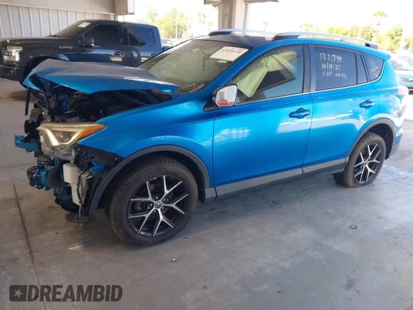 ✅ 2016 Toyota RAV4 SE • VIN: JTMNFREV6GJ072953 • Lot: 43499338. Wystawiony na IAAI z przebiegiem 79 932 mil. Bezpłatny archiwum sprzedaży aukcyjnych z USA i szczegółowy raport historii pojazdu na DreamBid. Zdjęcie 2.