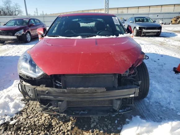 ✅ 2016 Hyundai Veloster • VIN: KMHTC6AD1GU301643 • Lot: 89263245. Wystawiony na Copart z przebiegiem 110 192 mil. Bezpłatny archiwum sprzedaży aukcyjnych z USA i szczegółowy raport historii pojazdu na DreamBid. Zdjęcie 5.