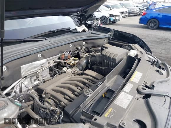 ✅ 2022 Volkswagen Atlas SE • VIN: 1V2JE2CAXNC229523 • Lot: 41364396. Wystawiony na IAAI z przebiegiem 19 781 mil. Bezpłatny archiwum sprzedaży aukcyjnych z USA i szczegółowy raport historii pojazdu na DreamBid. Zdjęcie 10.