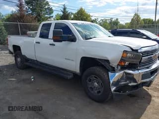 ✅ 2017 Chevrolet Silverado 2500HD Work Truck • VIN: 1GC2KUEG0HZ371764 • Lot: 43099863. Wystawiony na IAAI z przebiegiem 137 667 mil. Bezpłatny archiwum sprzedaży aukcyjnych z USA i szczegółowy raport historii pojazdu na DreamBid. Zdjęcie 1.