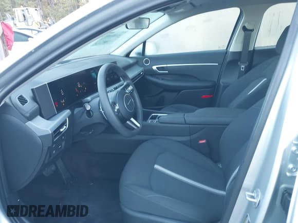 ✅ 2025 Hyundai Sonata SEL • VIN: KMHL64JA8SA514083 • Лот: 43606903. Опубликован ранее на IAAI с пробегом 5 056 миль. Бесплатный доступ к архиву аукционных продаж из США и подробный отчёт об истории автомобиля на DreamBid. Изображение 5.