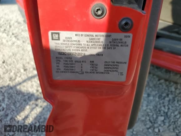 ✅ 2007 Chevrolet Silverado 1500 LT1 • VIN: 1GCEC19X97Z128214 • Lot: 77561404. Listed on Copart with 252,722 mi. Free auction sales archive from the USA and detailed vehicle history report at DreamBid. Image 14.