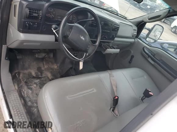 ✅ 2006 Ford F-250 XL • VIN: 1FTSF21P16ED44933 • Lot: 80143065. Listed on Copart with 224,919 mi. Free auction sales archive from the USA and detailed vehicle history report at DreamBid. Image 8.