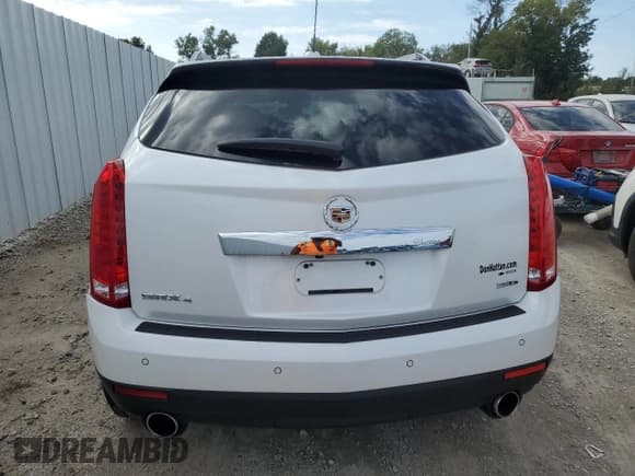 ✅ 2015 Cadillac SRX Luxury Collection • VIN: 3GYFNEE36FS557311 • Lot: 85869855. Listed on Copart with 68,700 mi. Free auction sales archive from the USA and detailed vehicle history report at DreamBid. Image 6.