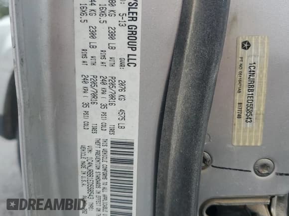 ✅ 2014 Jeep Patriot Sport • VIN: 1C4NJRBB1ED558543 • Lot: 90096875. Wystawiony na Copart z przebiegiem 205 135 mil. Bezpłatny archiwum sprzedaży aukcyjnych z USA i szczegółowy raport historii pojazdu na DreamBid. Zdjęcie 13.