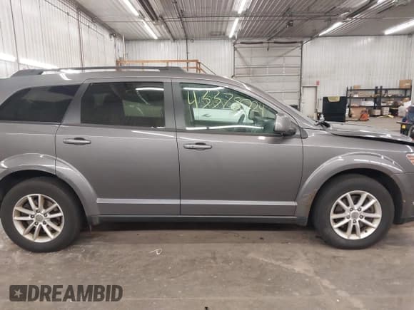 ✅ 2013 Dodge Journey SXT • VIN: 3C4PDDBG8DT511050 • Lot: 43378024. Wystawiony na IAAI z przebiegiem 255 652 mil. Bezpłatny archiwum sprzedaży aukcyjnych z USA i szczegółowy raport historii pojazdu na DreamBid. Zdjęcie 14.