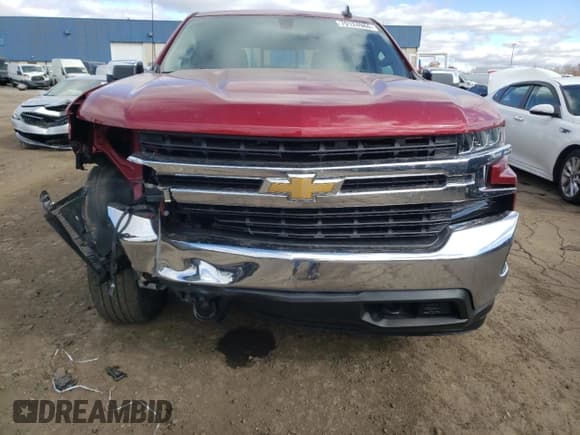 ✅ 2020 Chevrolet Silverado 1500 LT • VIN: 1GCUYDED0LZ323297 • Lot: 79124984. Wystawiony na Copart z przebiegiem 61 392 mil. Bezpłatny archiwum sprzedaży aukcyjnych z USA i szczegółowy raport historii pojazdu na DreamBid. Zdjęcie 5.