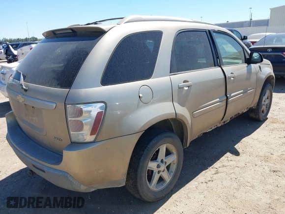 ✅ 2005 Chevrolet Equinox LT • VIN: 2CNDL73F256052029 • Лот: 41832741. Опубликован ранее на IAAI с пробегом 291 079 миль. Бесплатный доступ к архиву аукционных продаж из США и подробный отчёт об истории автомобиля на DreamBid. Изображение 4.