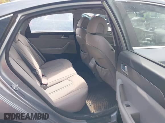✅ 2015 Hyundai Sonata SE • VIN: 5NPE24AF2FH150830 • Lot: 43489970. Listed on IAAI with 138,921 mi. Free auction sales archive from the USA and detailed vehicle history report at DreamBid. Image 8.